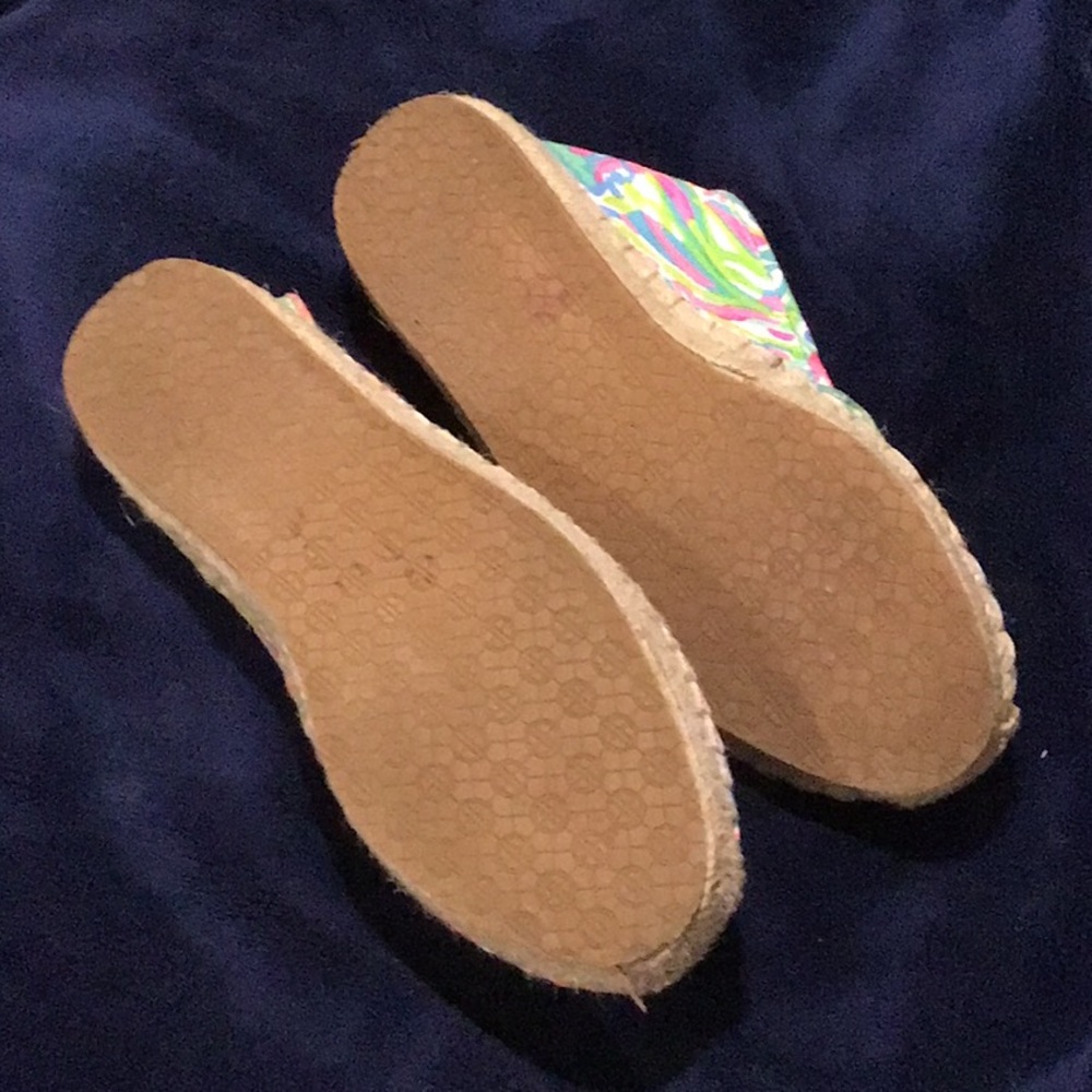 Lilly Pulitzer Pink Green Blue Floral Espadrille Flats - Picture 3 of 3